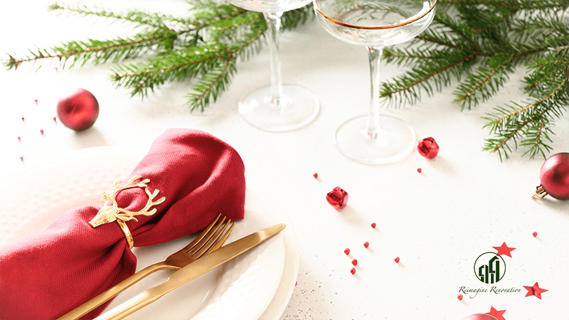 A beautiful holiday table setting in red and green